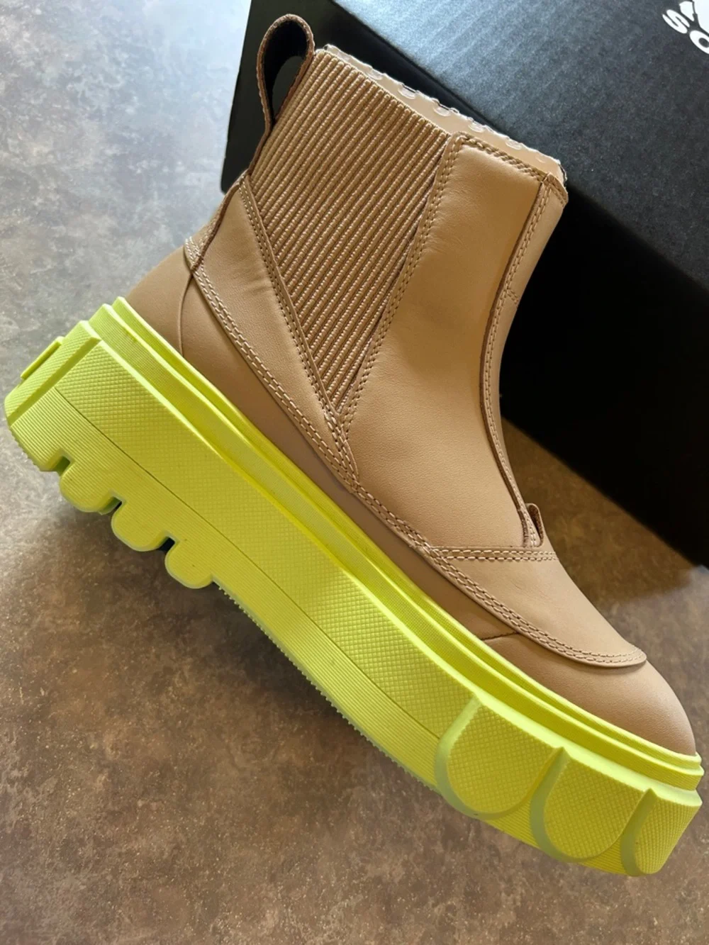 NIB SOREL Caribou X Waterproof Platform Chelsea Boot